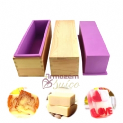 Foto Molde de Silicone com Caixa de Madeira Retangular 1.200 Ml